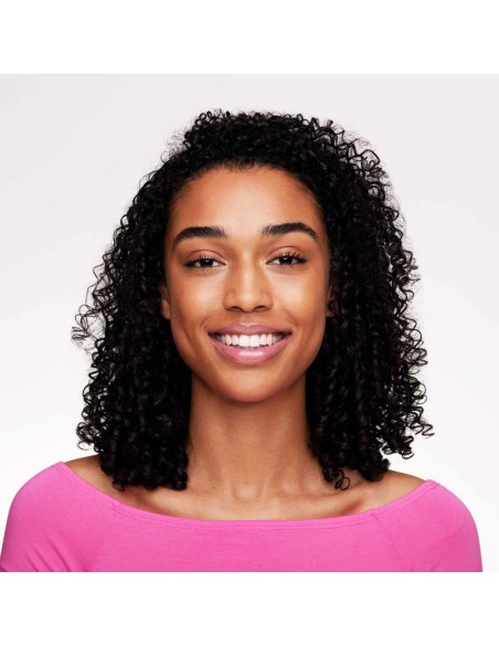 Essence Hydrating Nude Lipstick 301 Romantic 3.5g Essence Hydrating Nude Lipstick 301 Romantic 3.5g
